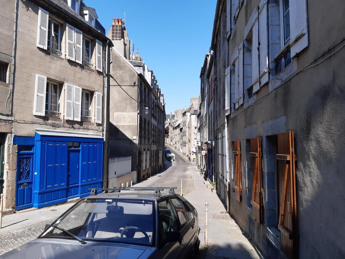 Appartement Haute Ville Meuble Avec Cour Privative Granville Exteriör bild